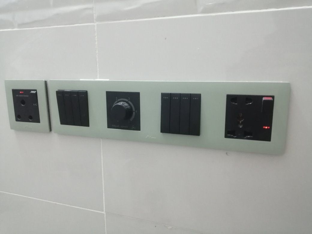 الحمدلله
تشطيب منزل 🏡 الاخ رائد علي
الدواية
حي العسكري

***********
