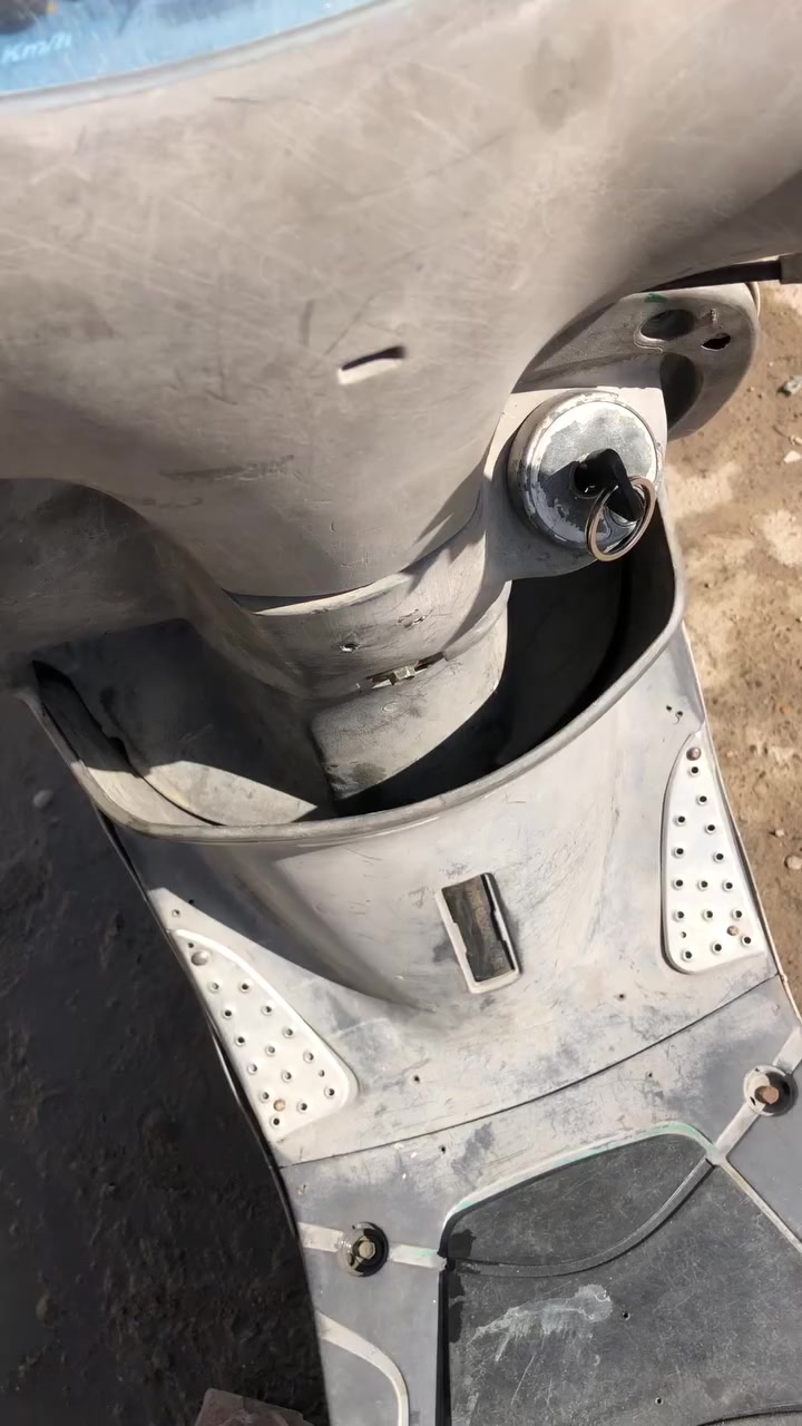 دراجه منغولي بلادي  مكاني المشتل اسعر450 رقمي ‭٠٧٧٦ ٥٥٧ ٥٩٢٣‬ًً
وبيه مجال للشراي
