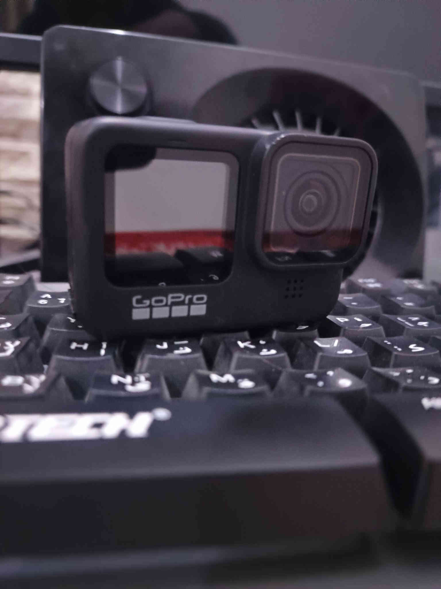 كوبرو 9 هيرو بلاك نضيفه سعر 200
 مكاني واسط الكوت توصيل موجود

رقمي ***********
