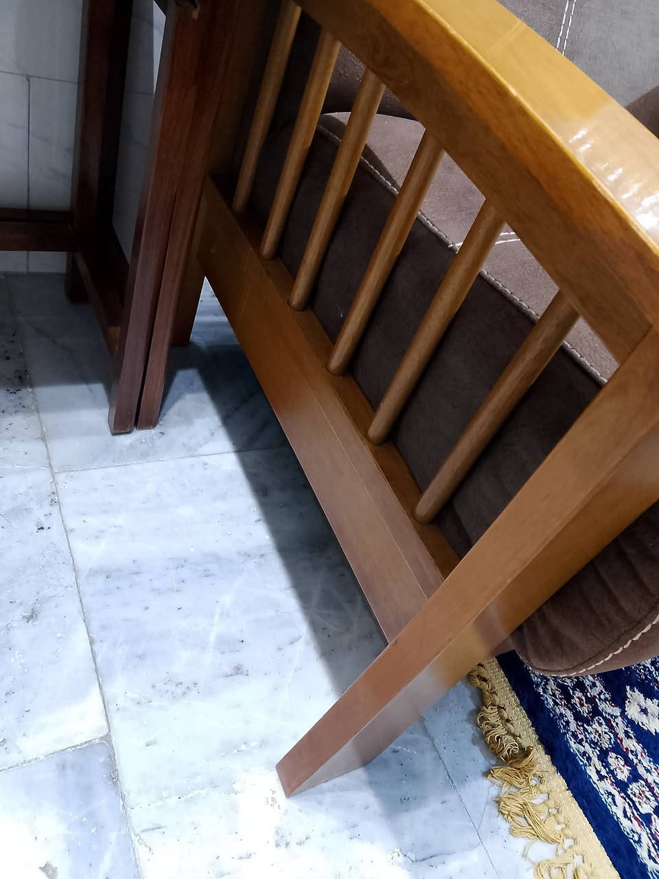 تخم 5مقاعد نضيف جدآ لسعر لسعر 250شهداء لبياع ***********
