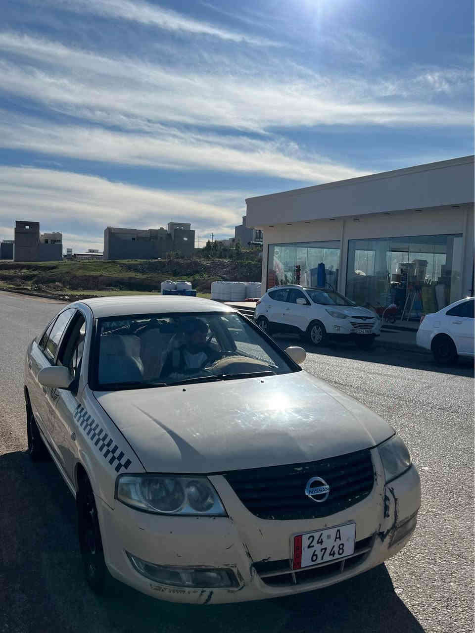 تكسي نيسان سني موديل 2012 سه ري بولند دوو بوستا سبخه په راشوت فه بوي داخلي نيه ره قه موو سه نه وي جديد هه تا 2029 هه ر جار تايره جديد هه يكه لي سياري ي خاوينه سعر 112 $ ژماره موبايل ***********.. دهوك, العراق
