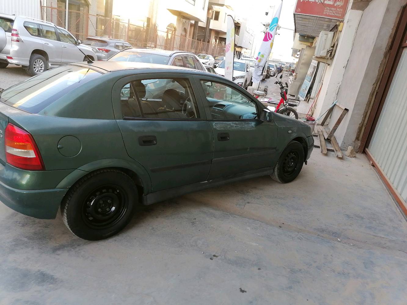 السلام عليكم ورحمة الله وبركاته 
للبيع اوبل استرا 2002 بغداد انكليزي وبسمي كير ومحرك مكفول تخم تاير جديد صدر امامي خلفي جديد تبريد ثلج تدفئه كهربائياته بلاديه اي چطل مابيه غرفته جديده بلاديه كهربائياته كله شغاله بلاديه مسجل شاشه ترايك وين متريد ناعمه كلش بلاديه صبغه بلاديه بيه قطعتين صبغ اثر شخط مكفوله من ضربه كتلوكات شركه بيه السعر 55 بيه مجال ( ***********… . *********** )