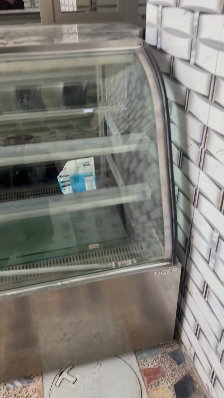 عارضات كيك تركي الأصلي يوكر الشراي يتصال اكبر مترين *********** واكو توصيل مكاني مدينه الصدر
