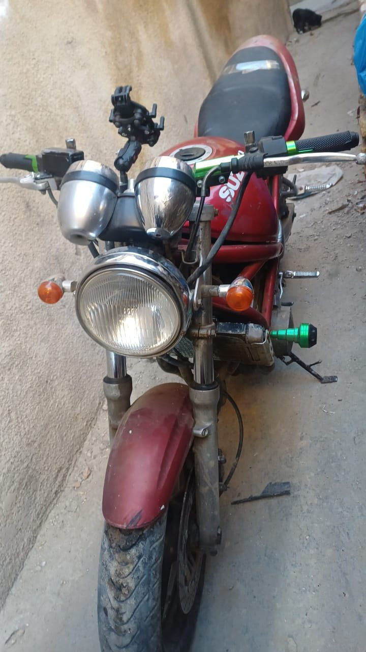 السلام عليكم بانده ربع خير من الله دراجه كفاله عامه بكل وقت انكر سلف وطلع نضافه ٧٥% يحتاجلها شويه ترتيب كله شغال 
بيع او مراوس حسب القناعه 
مكان بغداد ***********
