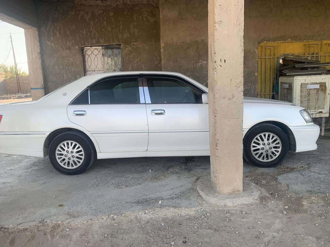 بيع او مراوس 
ملكه ٢٠٠٢ دكمتين عادي محرك ديفور لكبير ادوات كصه جنطه سعرها ٤٢ وبيها مجال مكانها الانبار هيت ناحية الفرات زويه البونمر 
***********
