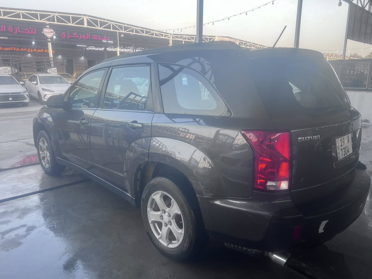 السلام عليكم عندي سازوكي 2008 بدون صبغ بس جراد بيها محرك 6 سلندر داخل جلد فتحه فول مواصفات سعر 62$وبيها مجال بسيط ***********
