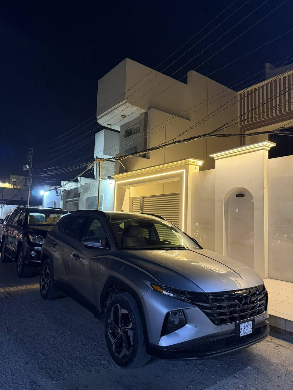 لبيع هونداي توسان موديل ٢٠٢٤ السياره حادث بدون ايرباك قطعه وحده قبق الصندوق وبيه bdr بل بنيد ما مبيين ابد بدون صبغ السياره محرك ٢٥٠٠ فول موصفات وبدون رقم بعدهي مكاني بل نجف حي الأمير السعر ١٨٥ وصارت عليه اكثر من هذا السعر بهواي بس محتاج والله وقررت ابيع ***********
