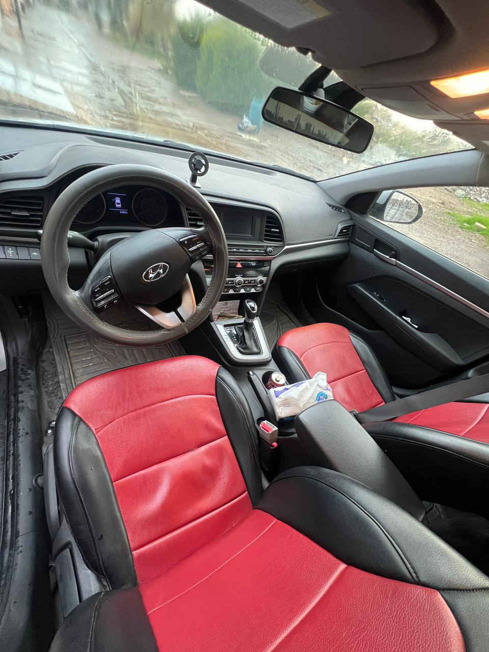 السلام عليكم 
من رخصة الادمن 

سيارة الانترا موديل 2020 
وارد امريكي 
(كير محرك ) شرط 
ماشية (61 الف ميل )
رقم اربيل شرط والتحويل
كابون (الكتروني )
رقم وهزة جديد 
موصفات (SE)

كير AT المرغوب

ضررها جاملغ وشوي من البونيد 

بدون دواخل بدون ايرباك

تبريد تدفئة 
كامرة 
تحكمات استيرن
تحديد مسار 
كروس مثبت سرعة
مانع انزلاق
بريك ذاتي 
نضامين قيادة (سبورت / نورمال )

السيارة احلى من الصور 
جاهزة من كل النواحي 

سعرها (143)$ بيها مجال 

الخاص مغلق 
للتواصل *********** اتصال واتساب
مكان السيارة حمدانية قرقوش
