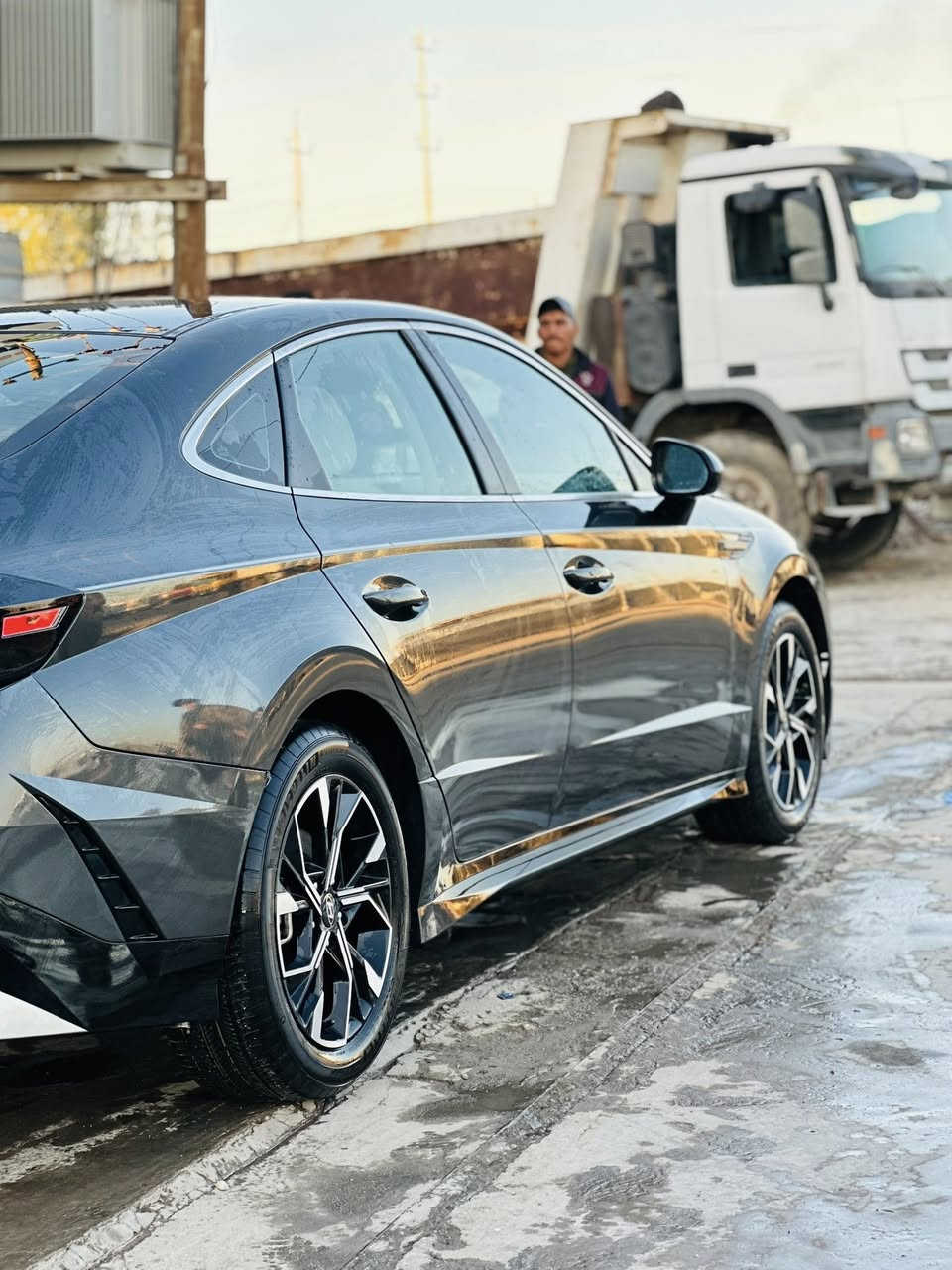 سوناتا 2024وارد امريكي تبديل (بنيد فقط )لون مميز رصاصي زيتوني ماشيه30رقم شهداء قادسيه وكاله عامه المكان ديوانيه الحمزه الشرقي *********** السعر ١٨٨وبيه مجال
