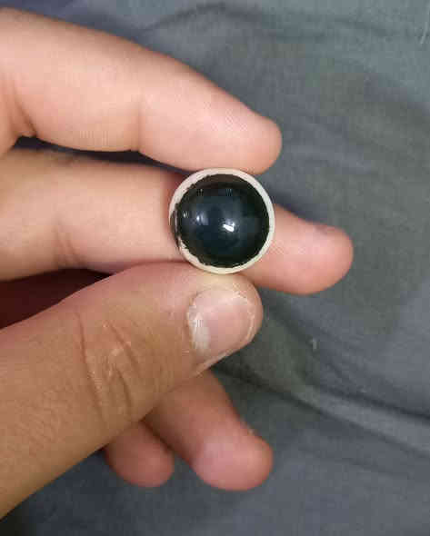 سلام عليكم احجار للبيع
جزع يماني طبيعي 
حديد صيني مخطوط عنوان بصره 
***********
