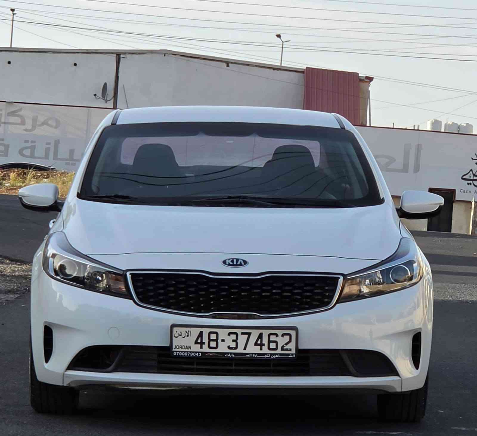 Kia 3
كيا 3 موديل 2018 فحص كامل كرت ابيض وارد كوري 
بدون اي حوادث دهان الشركه
محرك 1600cc قوي واقتصادي 
جير اوتوماتيك بور سنتر مكيف حامي بارد جنط تحكم طاره كامل 
مداخل صوت usb aux 
ايرباغات 
مانع انزلاق abs
السياره بحال الوكاله فعليا 
ولا تحتاج اي صيانه 
استخدام شخصي ولم تعمل سياحي ولا تطبيقات 
كاوشوك جديد 
الغرفه الداخليه بحاله المصنع
ترخيص سنه 
السعر::: ٨٦٠٠
للاستفسار:::
0799056662


**إذا كنت صاحب هذا الإعلان وتريد حذفه لأي سبب، رجاءا أرسل رسالة إلى الدعم الفني**