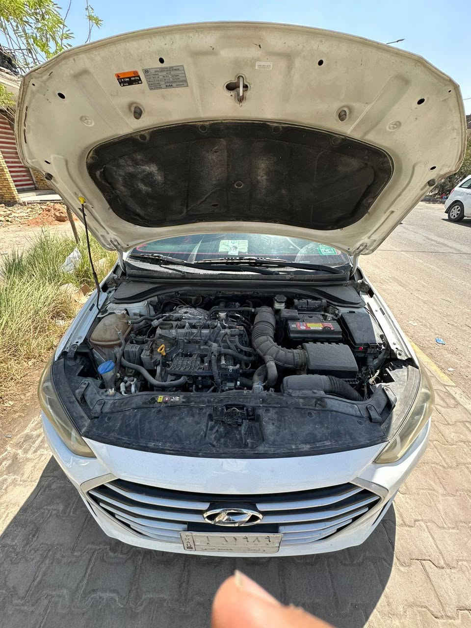 السلام عليكم النتر 2017 امريكي محرك ١٦٠٠ تيربو  ماشيه 12 ميل مثبت سرعه شاشه كامره دواره نظام سبورت وعادي مكفوله من محرك وكير وتبريد سنوية جديده تريد وكاله اتريد تحويل بيها بالقماره تكشير قليل  المكان الديوانية رقم واسط جديد السعر ٩٥وبيها مجال موجود ع الماسنجر او واتساببببب
الرقم ***********
