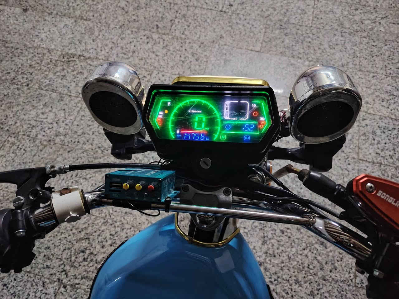 السلام عليكم تايكر للبيع
موديل 2025 
مكفوله كفاله عامه كهربائيات كله شغاله
اصولي دراجه نظيفه كلش
مكان الدراجة بابل الهاشمية
استفسار ***********
