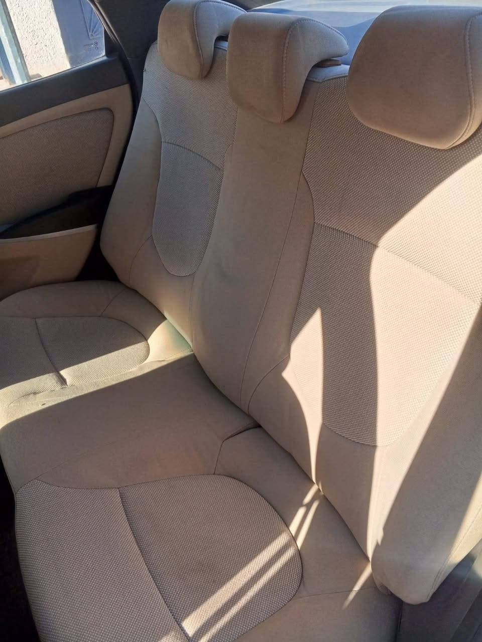 السلام عليكم للبيع اكسنت موديل 11 خليجي ابلو فول مواصفات فتحه خمس تجاوي اشاير بل مري تحكم استيرن اربع دسك ويل كب خمسه السياره جاهزه محرك 1600 دوش بسمي تحويل مباشر السعر 88 بيه مجال بسيط جداً الاتصال *********** مكاني بغداد حي العامل بغداد, العراق
