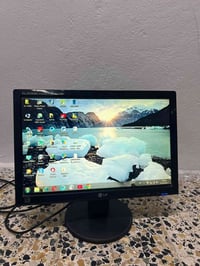 شاشة LG • ١٩ إنش