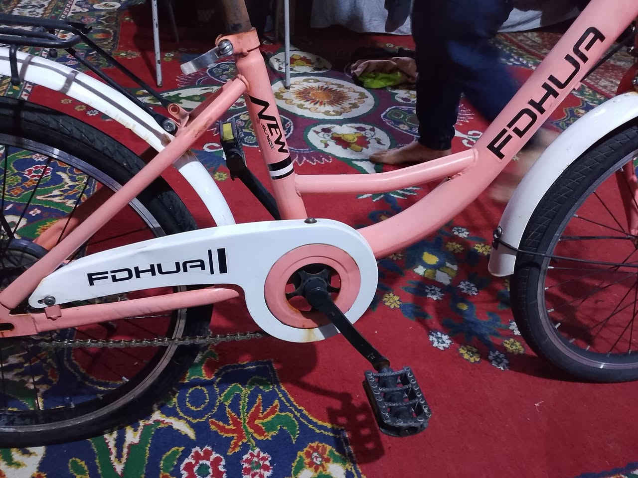 السلام عليكم بايسكل للبيع البكان بغداد الباويه سعر 50 
***********
