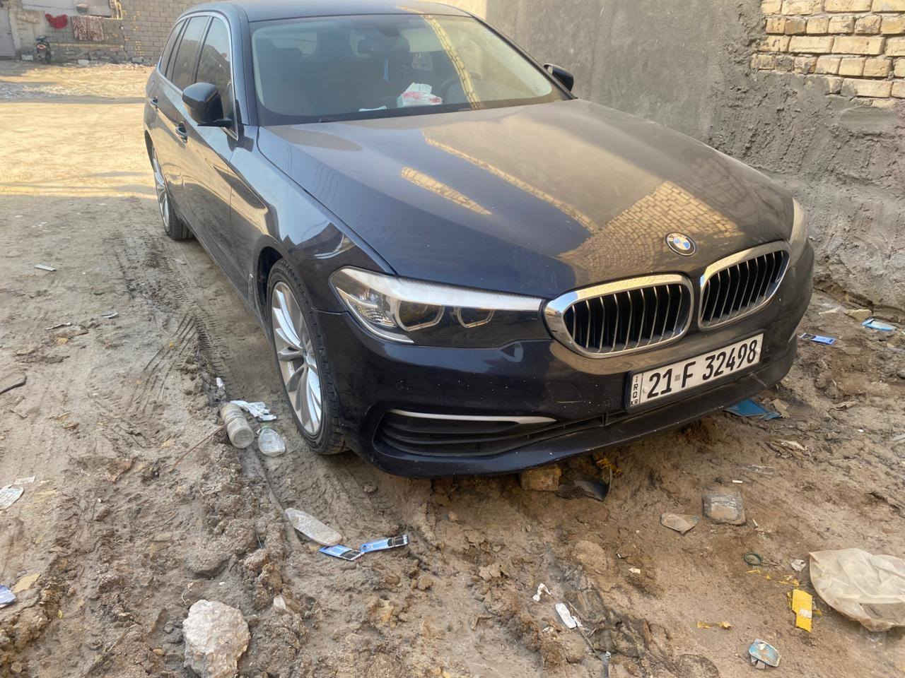 بي ام دبليو للبيع موديل 2018 خليجي مكفوله كفالة عامه
موديل 2018

520i توين تيربو 

مكفولة من الصبغ والضربة 
السعر 185 ورقة 
للاستفسار الاتصال على الرقم ***********
