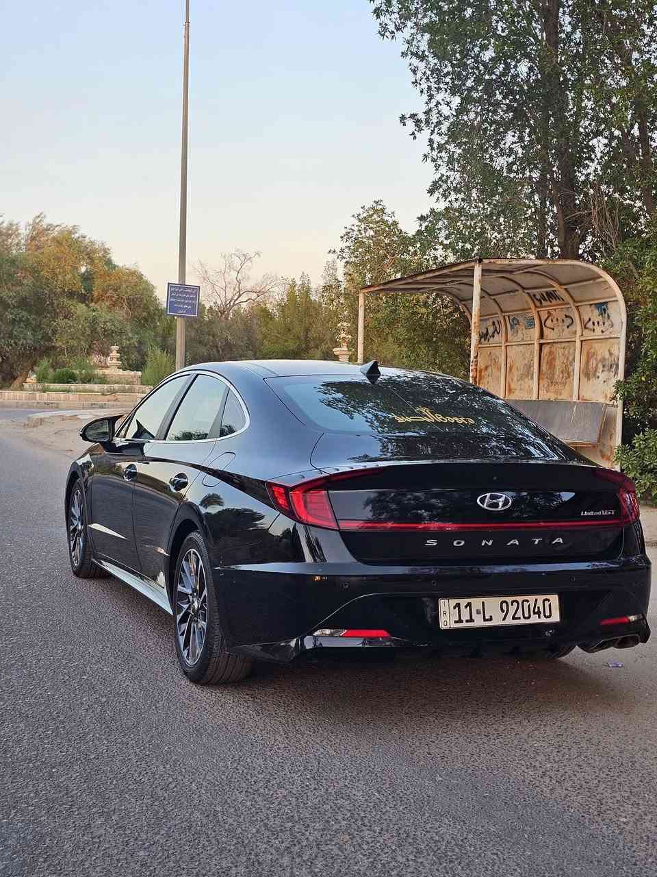 سوناتا موديل 2020 لميتد Limited
حجم المحرك 1600 تيربو كفاله عامه فقط دعاميه مبدله حرة رقم بغداد 
بصمه ابواب لمس
تشغيل عن بعد + تقدم و ترجع سياره بالبصمه بانوراما + برده سقف كهرباء
عداد شاشه دجتل مع كاميرات جانبيه عنده تشغيل الاشاره شاشه كبيره تدعم ابل كار بلي و اندرويد اوتو اناره دشبول متغيره الالوان
كشنات كهرباء مع خزن ميموري لكشن السائق تدفئه و تبريد المقاعد الاماميه رادار امامي و جانبي و خلفي
توقف ذاتي
مثبت سرعه ونظام سياقه نصف اليه الذكي
تحديد مسار
لايتات LED اربع عدسات
BOSE سستم صوت
هاندبريك بصمه و اوتوهولد للتوقف في الازدحامات شاحن طوارئ شحن سريع و شاحن وايرليس شفتات ستيرن ( كير تبترونك رياضي)
كير 8 نمر At المرغوب
اشاير بالمري +نقطه عمياء بالمري
نظام مستشعرات بالباب عند فتح الباب شاشه 12 انج مع تحكم عام بالسياره
4 وضعيات قياده ( smart,normal,sport, costume ) مع تغير لون
العدادات
تبريد مناخ منفصل شرط ثلج
داتا شو
صدوق ذكي
حساس مطر
حساس ضباب
توقف ذاتي عند الرجوع للخلف
تبريد قطعتين
جام بلورايزر و دبل جامه
السعر:173 وبيهه مجال حك الجيه 
رقم لهاتف:***********
العنوان : البصره
