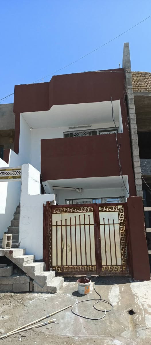 سلام عليكم اشتغل ضباغ ابيوت داخل وخارج واشتغل حديد وجدران شغل تصليح وصبغ شغل درجه اولى واسعار مناسبه وهاذه جزء من عملي اليريد اتصل وتدلل *********** @إشارة
