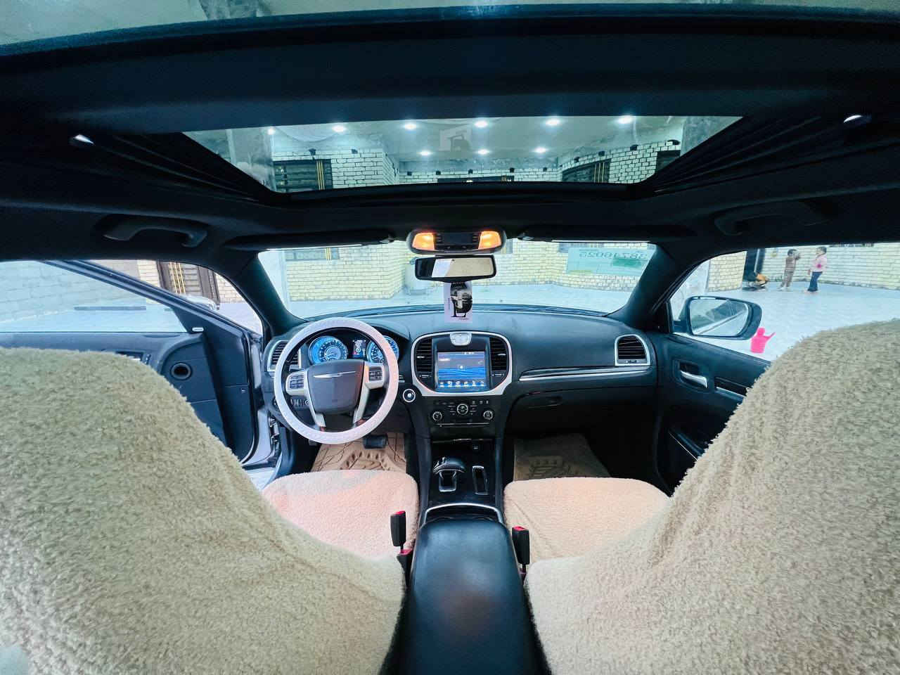 سلام عليكم ورحمة الله وبركاته
كصت وحده بجم  شرط باجات ضمان بشغله
أدوات أدوات أدوات متومه شمالي ارقام وسنويه وكاله بسم المشتري 
تخم تاير بالكارتون
حداديه ع وضع شريكه
دواخل طك كارتون
سبير ما نازل
مرئي شفط
حساسات خلفي وامامي
بنراما فتحتين
رادارات امامي وخلفي
خزن ميموري
كشنات جلد تدفئة تبريد
سياره ما ناقصه برغي مال جناي
مكان رفاعي
سعر ٦٨وبيه مجال حق الجيه
اتصال ع رقم واني ***********
