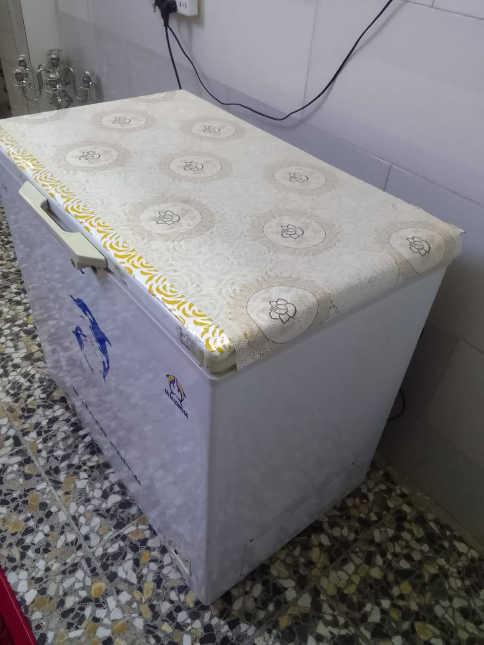 السلام عليكم مجمده للبيع نضيفه كلشي مابيه سعره 175وبيه مجال


**إذا كنت صاحب هذا الإعلان وتريد حذفه لأي سبب، رجاءا أرسل رسالة إلى الدعم الفني**