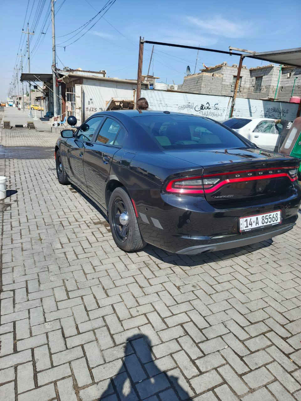 السلام وعليكم 
دوج جارجر بوليسي 
مديل ٢٠٢٣ اصل 
ماشيه ٢٩ الف 
٨ سلندر /٥٧٠٠
رقم بصره بأسمي تحويل ثاني يوم 

والحادث موجود بالصور
رقم الهاتف 
***********
وانا مكلف بالنشر اخوان البصرة, العراق
