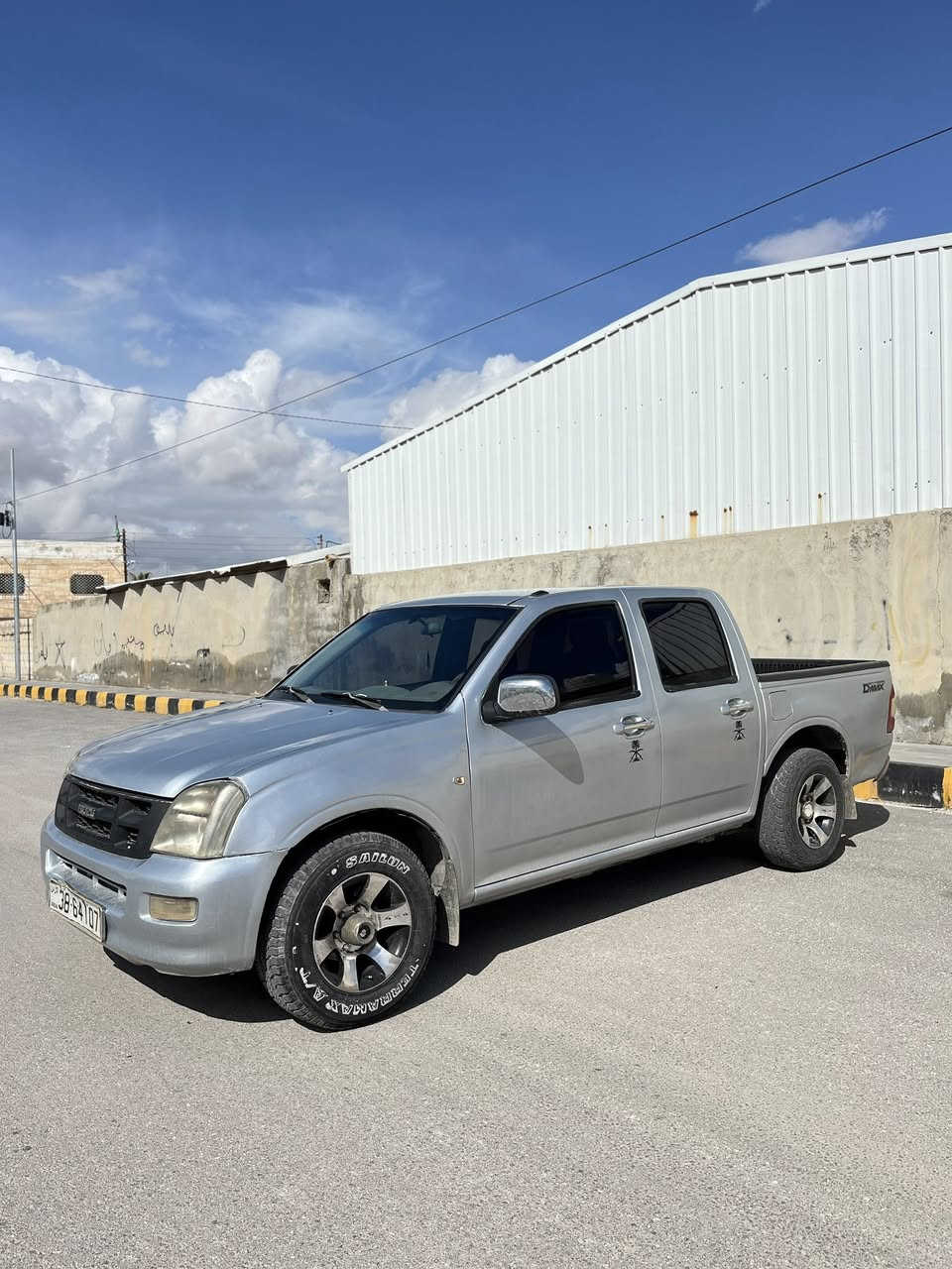 بكم ديماكس موديل 2006 بحالة الشركة. (Ls).
فحصه ثلاث جيد قصعه باعتبار فحص كامل 
ماتور 2800 تيربو وكاااااااااااااالة صاروخ موجة 🚀🚀🚀
دهان جديد وكاااااااالة
مرخصة سنة كاملة 
مكنيك وكااااااااااااااااااالة مش بحاجة إلى اي صيانة 
مشيه الشركة ✈️✈️✈️✈️✈️✈️✈️✈️✈️
مكيف حامي بارد 🔥🔥🔥❄️❄️❄️
قزاز كهربا 
غرفة جلد وكاااااااااااااااالة
جنط ست فرشات 
كوشوك وكاااااااااااااااااالة 
السيارة من حض القناااا يبارك الصاحب النصيب 
السعر.  مغرررررررررررري.  جدددددددددا. 🔥🔥🔥🔥
الموقع المفرق مغير السرحان 
إلاتصال. 0772129772.


**إذا كنت صاحب هذا الإعلان وتريد حذفه لأي سبب، رجاءا أرسل رسالة إلى الدعم الفني**