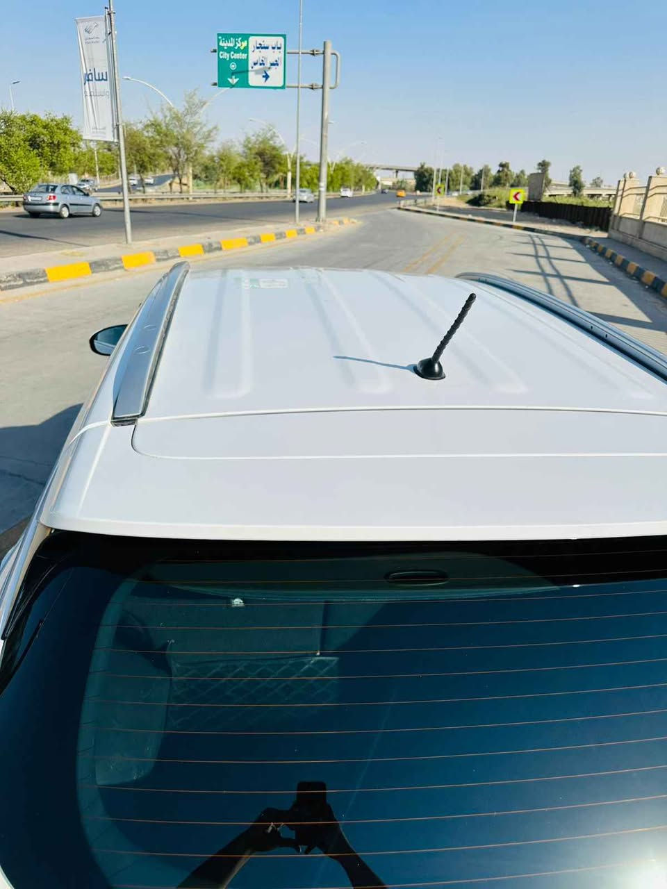 توسان موديل 2021
وارد چيكي رقم دهوك
ضرر صبغ جاملغ السايق و باب السايق وحالوب خفيف على السقف .
السيارة ماشية 68 الف Km
محرك 2000 دوش
مواصفات 
مري شفط 
كامرة خلفية وكامرة أمامية 
متحسسات أمامية وخلفية 
أضاءة خفية تحت المري
كشنات كهربائية
قاعدة شحن لاسلكي
تبريد قطعتين 
بصمة تشغيل وبصمة بالأبواب 
تحكمات ستيرن
مثبت سرعة 
ثلاجة بالجكمجة
3 وضعيات سياقة (ايكو _ سبورت _ كمفورت)
بك لايت led
ويل 19
كشافات ضباب وليد نهاري
السعر 173 ورقة
السيارة باسمي
***********  يوجد واتس Singapore
