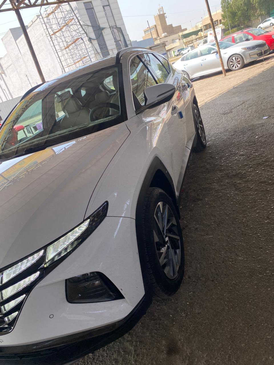 توسان موديل 2023 فول مواصفات عدا البانوراما معروفه مواصفاتها وضمان شركة الاولى كوريه معروفه مكفوله من كل شي عدا گد اصبع بارد  ماشيه 65 الف 
السعر 212
للاستفسار  *********** العنوان البلديات - حي التجار
