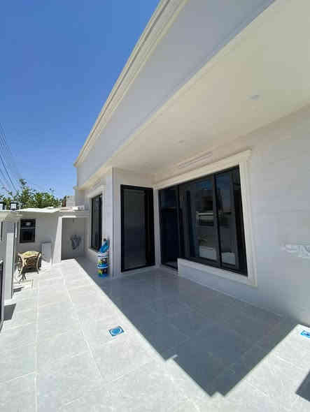 بيت  للبيع في مجمع #اندازياران (المهندسين)
 -#طابو 
مساحة200م 

- يتكون من :-  2غرف نوم _ استقبال _ هول داخلي _ مطبخ _ مجموعة صحيات _ حديقة وكراج _بيت كامل الثاث بدون نقص
- طابو ويحق التملك لكل من يحمل الجنسية العراقية
- المجمع يقع على طريق ماجدي مول خلف شقق پلاس لايف
***********
***********
🏚🏚🏚🏚🏚🏚🏚🏚🏚🏚🏚🏚🏚🏚🏚🏚
--------------------------------------------------
خانوو بۆ فرۆشتن لە شارى #ئەندازیاران
رووبەر200متر

: 2ژوور نوستن _ دیوەخان _ هۆڵ _ مەتبەخ _ گەرماو _ حەدیقە و گەراج_ به كامل ناو مال بي نقس 
- ناونیشان :له سەر رێگای کۆیە پشت شوقەکانی پڵەس لايف
للاستفسار اكثر يرجى الاتصال على ارقام الشركة
***********
***********
***********
🏚🏚🏚🏚🏚🏚🏚🏚🏚🏚🏚🏚
