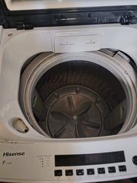 غساله اوتماتيك للبيع بسعر مناسب بيهه عطل بسيط التواصل مع الرقم 0771730...