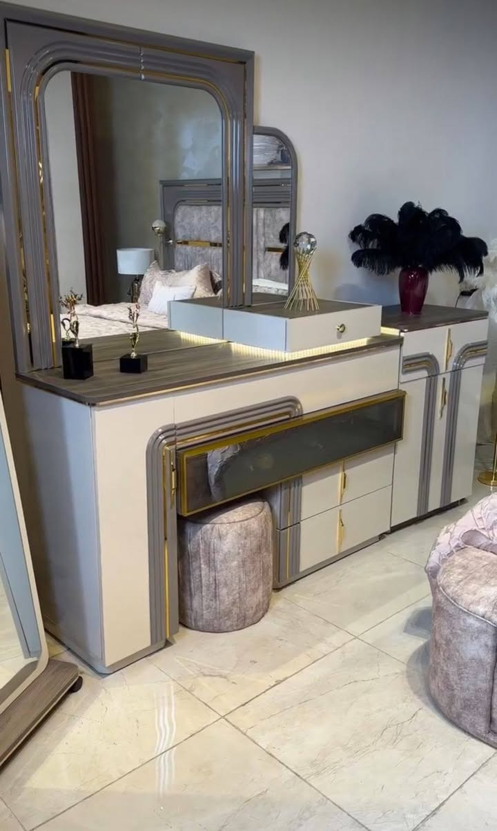 غرفه نوم مستعمله شي قليل جديده للبيع على اول تم مليون ونص وبيه مجال


**إذا كنت صاحب هذا الإعلان وتريد حذفه لأي سبب، رجاءا أرسل رسالة إلى الدعم الفني**