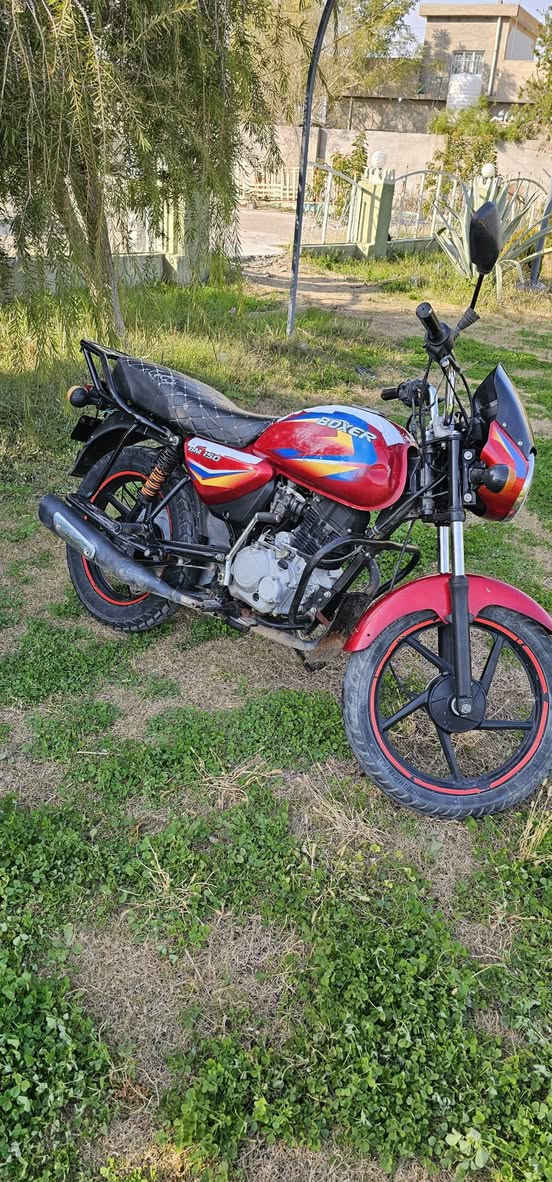 السلام عليكم ورحمة الله
اخوتي دراجه بوكسر للبيع 
موديل 2023
كامله للخير 
اشاير عالي ناصي كله شغال 
دراجه ع ايدي 
ديالى المقداديه 
رقم الهاتف ***********
لسعر،،  950 

للعلم اوراقه سحب
