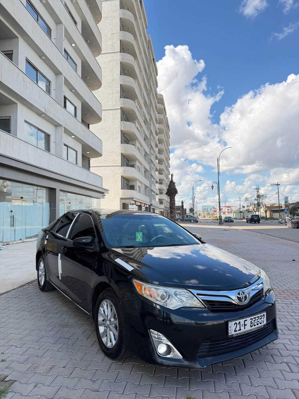 سلام و عليكم اخوان 
كامري موديل 2012 امريكي LE للبيع 
سعره 118 ورقة بيها مجال بسيط 
مواصفات شاشه تحكمات ستيرن 
داخل رصاصي مواصفات معروف سيارة ماشية 120 الف حقيقي گير محرك بشرط لا فتح لا صوت لا بخار رقم سنوية و هزة كلة جديد بسمنة شرط تحويل 
سيارة بيها فقط بنيد صبغ اثر جراد بدون قطرة دواخل باقي كفالة مكاني كركوك *********** كركوك, العراق
