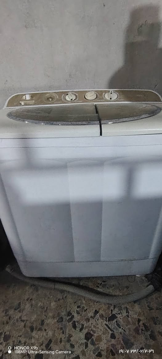 غسالات للبيع اي وحده 60الف بغداد رشاد شارع تانكي***********تصال اوتساب
