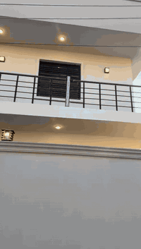 🏡 بيت للبيع – مجمع السلطان الأول  🔶 المساحة: 100 متر 🔶 واجهة: واجهتين ...