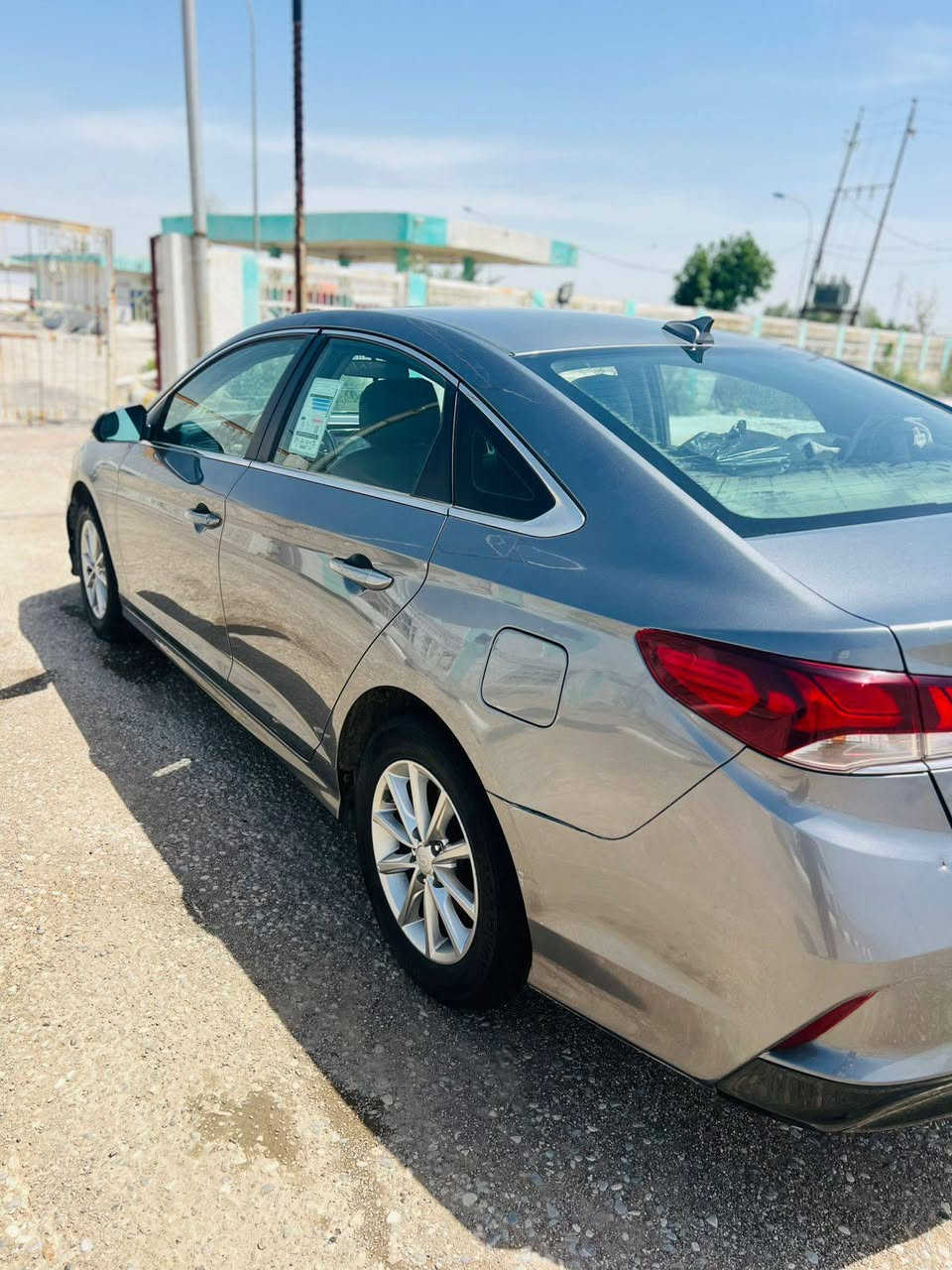 سلام عليكم 
سوناته 2019 امريكي سياره جديده جاهزه للخير 
تبريد حداديه جديد تخم تاير حادث بسيط بدون دواخل

***********
