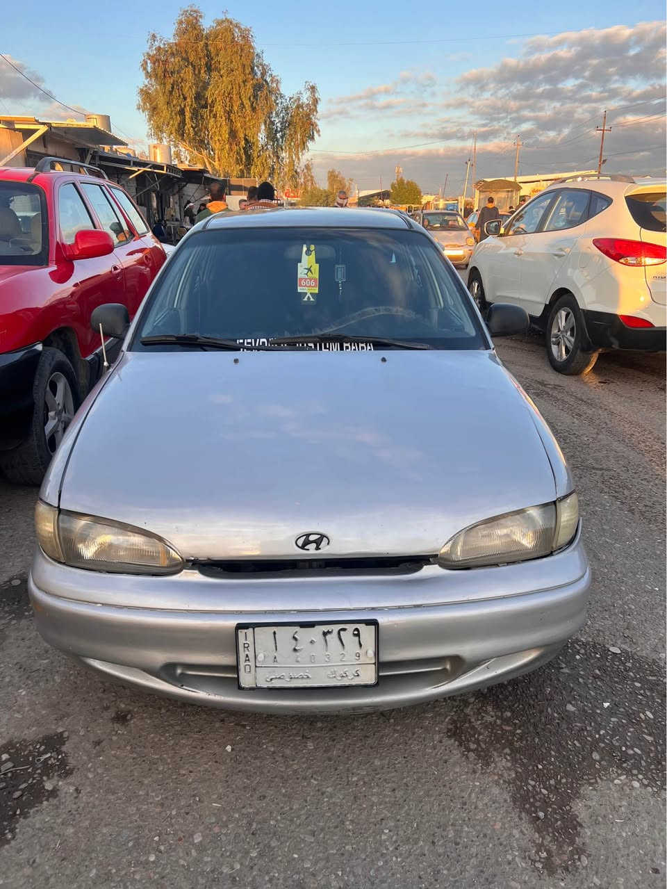 سلام عليكم 
للبيع سياره هونداي اكسنت ١٩٩٤
كير مكينه شرط 
تبريد 
مشروع وطني 
بطاقه بانزين موجود 
غرفه جديد 
تايرات جديد 
صدر امامي خلفي جديد 
السعر ٣٥ وبيه مجال مكان كركوك 
السنويه لحد ٢٧
*********** Singapore
