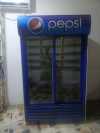 عارضة بابين للبيع السعر 600 ألف بيه مجال التواصل الاتصال على الرقم 077...