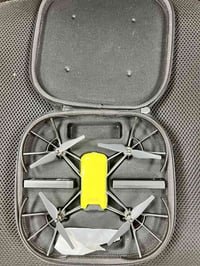 درون تيلو • بطاريتين • طقم مراوح