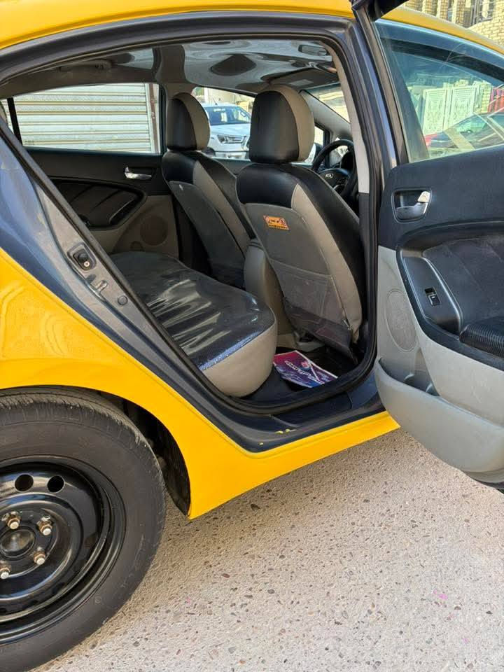 السلام عليكم فورتي موديل 2015 وارد امريكي سياره ليبر واحد ما عده بس البنيد مبدل محرك دوش 1800 صور الحادث مع منشور تخم تاير شاير بالمرايا تحكم ستيرن جيهتين دوشمه دلو جديد تبريد شغال حداديه جديده  مكاني بغداد سعر 103 رقم تلفون ***********
