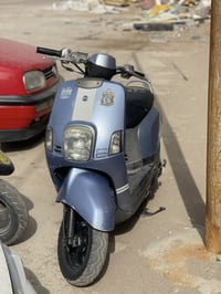 بوليس نطيفه بلدي كلشي متبدل بيها سعر ٦٥٠ بيها مجال شراي يتصل 077065070...