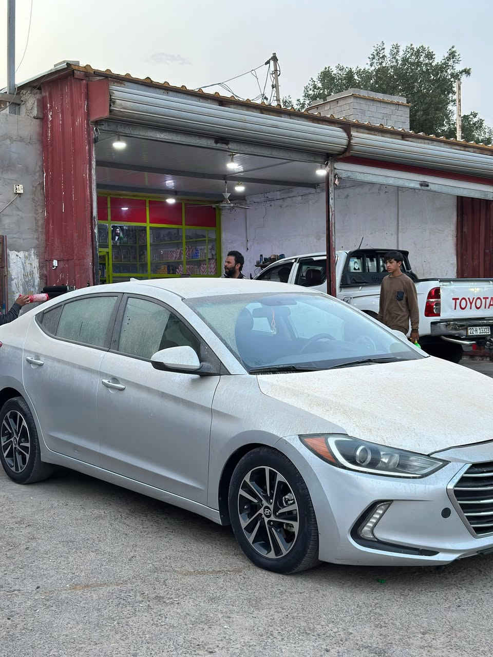 سلام عليكم النترا 2018البيع وارد امريكي جاملغ وبنيد  محرك 2000دوش السعر 119وبيه مجال ***********/
