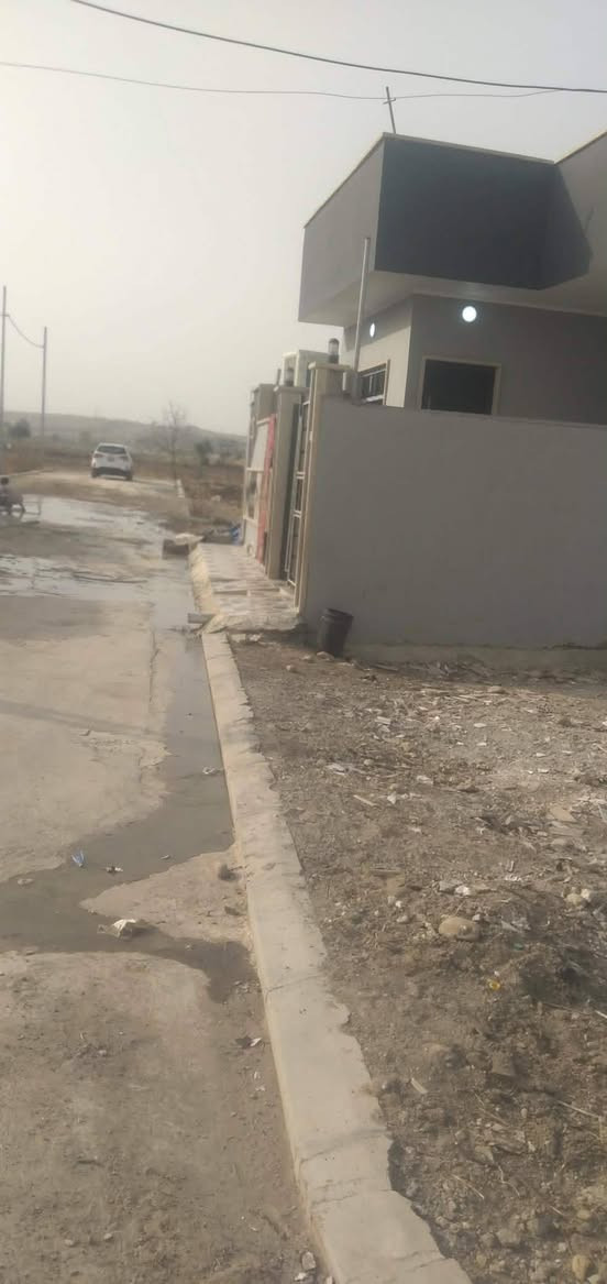 قطع أراضٍ للبيع – حي الملايين / غرب الملعب
متوفر عدة قطع أراضٍ في موقع مميز بحي الملايين،
المساحة: 100 متر كل قطعه
الخدمات: كاملة وجاهزة
السعر: 23 مليون وبي مجال للمشتري الجاد
الحالة: بيع مستعجل

🔹 
🔸 مسموح البناء بيها – كرت بلدية موجود

📞 للتواصل والاستفسار:***********
***********
