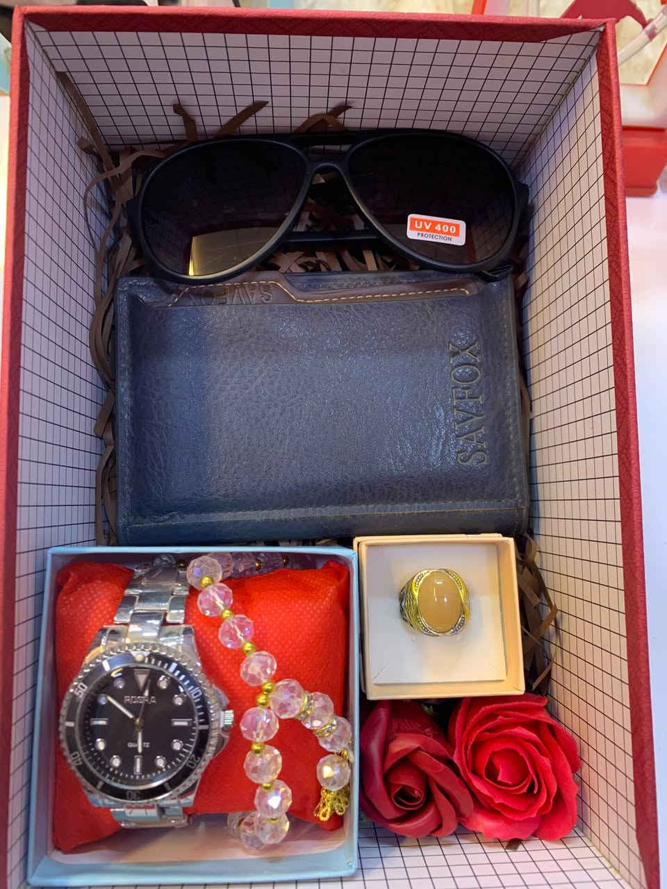 بكجات هدايا رجالي حسب الطلب  🔥🌟❤️‍🔥 العنوان 📍/الانبار -هيت حي الجمعية مجمع مكة مقابل مستوصف حي الجمعية مجاور عطارية حسن حيا
يوجد خدمة توصيل 🛵 ولكافة محافظات العراق 
*********** واتس اب
