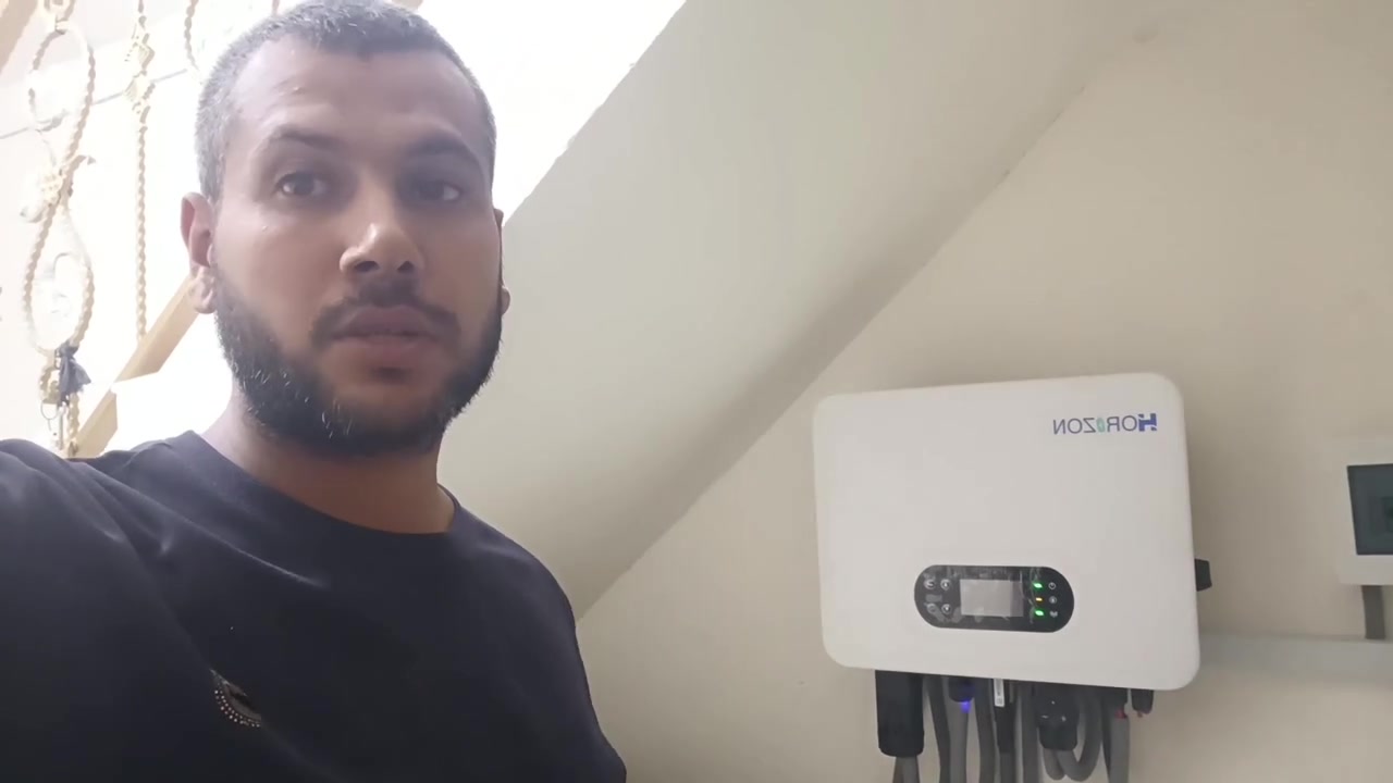 تم بحمد الله🤲

بيت اخر يودع انطفاء الكهرباء
تم تنصيب منضومه شمسيه اخرى ضمن اعمالنا الخاصه في الطاقة الشمسيه المهندس محمد سعد  
والتخلص من المولد و خط المولد 

صاحب المنزل عرض المولد للبيع 
الي يحتاج هاي المولد 
يتصل على صاحبها ‏‪***********‬‏
ومن الله التوفيق
