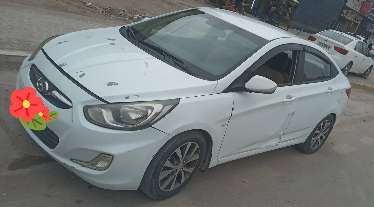 السلام عليكم اكسنت موديل ٢٠١١ بغداد دولي محرك 1600 كل اليخص الميكانيكية مكفوله اما الشكل الخارجي كما موظح بالصور المكان كرخ دوره هاتف *********** موجود واتس اب السعر 88
