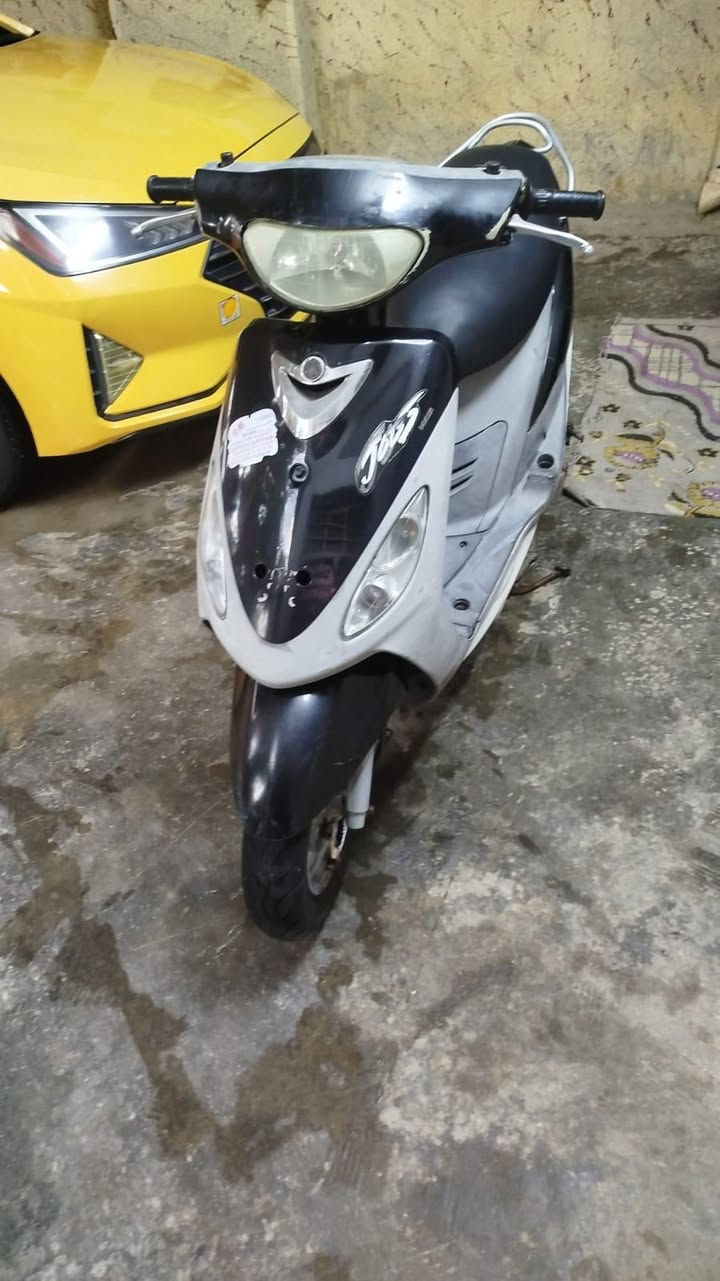 سلام عليكم  مكلف بل نشر دراجه ماكس منغولي
مكينه خير من الله وشلعتها حلوة 
وبلاديه دراجه 
رقم الهاتف ***********
