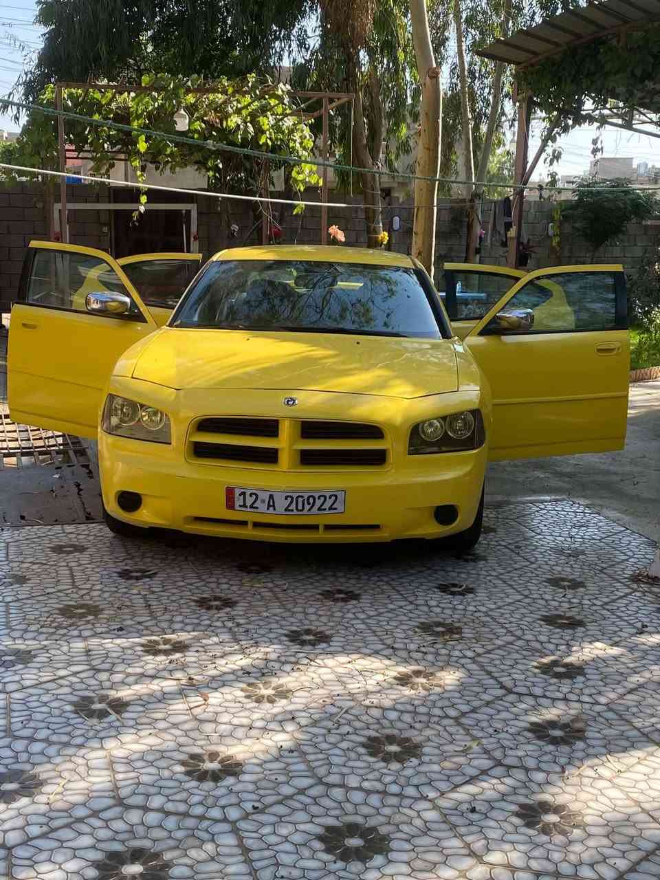 جارجر 2010  سنويه 29  طخم امامي وخلفي جديد محرك وكير شرط  تبريد  وتدفئه شغال كهربائيات شغال كامل سياره جاهزه هيئه مصفره خط بغداد موصل مراوس ب جارجر لو اوباما خصوصي عنوان موصل تفاصيل عل رقم ***********
