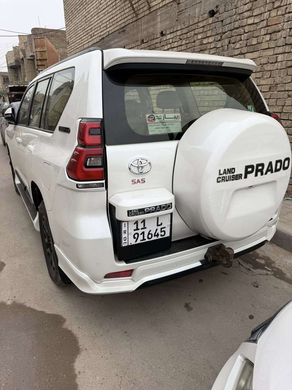 السلام عليكم للبيع ابرادو ساز موديل2021 T.xs ممشاه 60 كفاله عامه من بارد وصبغ وشخط السعر 42.000$ للاستفسار اتصال فقط ***********
